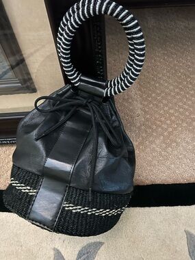 Black Ring-Handle Drawstring Wristlet Clutch